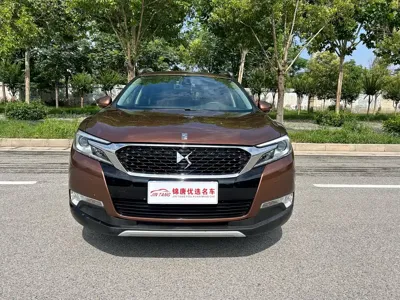 DS DS 6 2015, 164000 км, за 23500 CNY