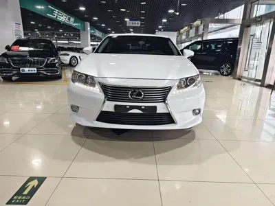 Lexus ES 2014, 50000 км, за 128000 CNY - фото 2