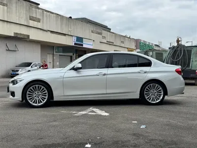 BMW 3 Series 2018, 90000 км, за 69000 CNY - фото 5