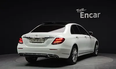 Mercedes-Benz E-Class 2017, 65063 км, за 27000000 KRW
