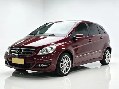Mercedes-Benz B-Class · 2010 год
