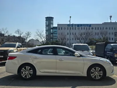 Hyundai Grandeur 2014, 76762 км, за 7700000 KRW - фото 7