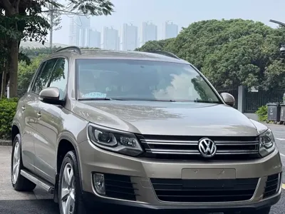 Volkswagen Tiguan 2014, 142000 км, за 36000 CNY