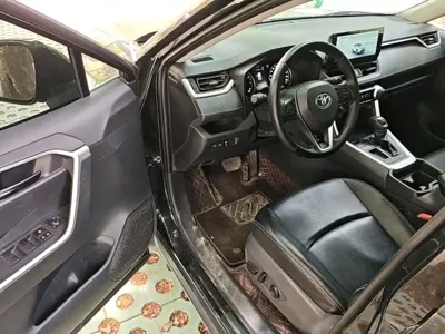Toyota RAV4 2024, 75800 км, за 96000 CNY - фото 16