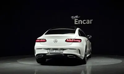 Mercedes-Benz E-Class 2018, 108518 км, за 22490000 KRW