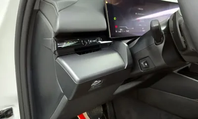 BMW 5-Series 2024, 28986 км, за 52900000 KRW - фото 30