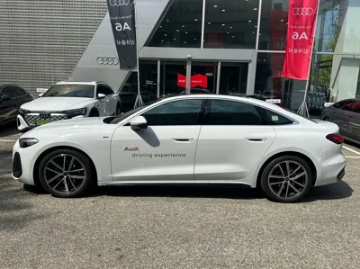 Audi A5 2025, 6600 км, за 51000000 KRW