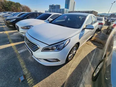 Hyundai Sonata · 2015 год