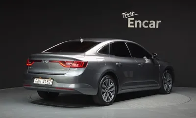 Renault-KoreaSamsung SM6 2017, 76013 км, за 6500000 KRW
