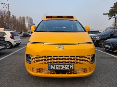 Hyundai Staria 2023, 41209 км, за 31500000 KRW