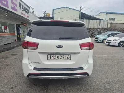 Kia Canival 2015, 208000 км, за 8300000 KRW