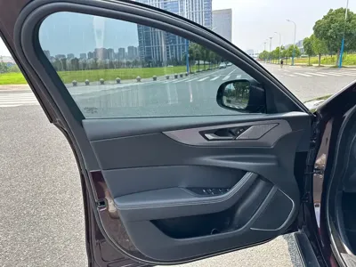 Jaguar XEL 2020, 60000 км, за 88000 CNY - фото 11