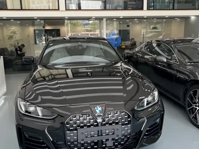 BMW 4 Series 0, 100 км, за 332000 CNY