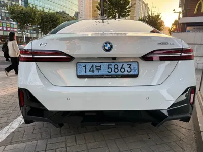 BMW i5 2025, 421 км, за 55410000 KRW