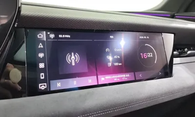 Audi SQ6 e-tron 2025, 6187 км, за 90990000 KRW - фото 33