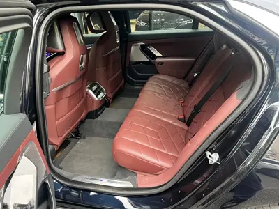 BMW i7 2023, 27000 км, за 469799 CNY - фото 14