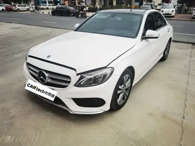 Mercedes-Benz C-Class · 2018 год