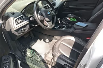 BMW 1 Series 2017, 90500 км, за 56308.9 CNY - фото 5