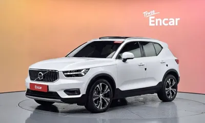 Volvo XC40 · 2021 год