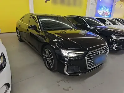 Audi A6L 2020, 87500 км, за 169400 CNY