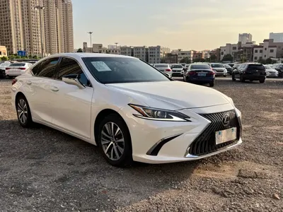 Lexus ES 2019, 70000 км, за 129800 CNY - фото 2