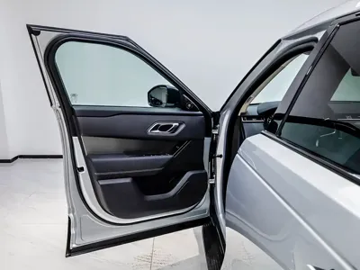 Land Rover Velar 2023, 26200 км, за 240000 CNY - фото 8