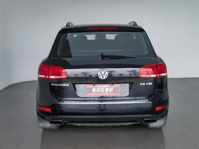 Volkswagen Touareg 2014, 135500 км, за 56800 CNY