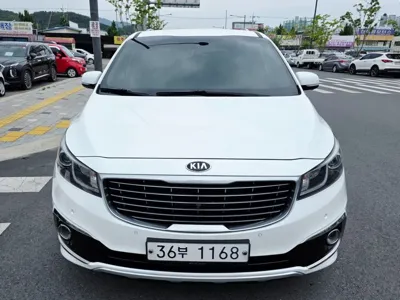 Kia Canival 2017, 165885 км, за 9700000 KRW - фото 2