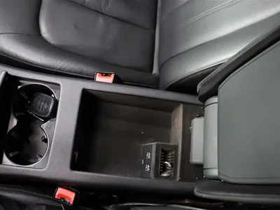 Audi A6L 2017, 100000 км, за 109800 CNY - фото 12