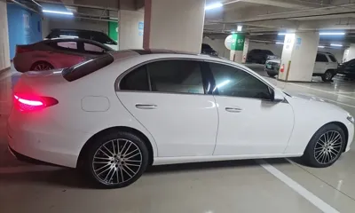 Mercedes-Benz C-Class 2024, 6406 км, за 43190000 KRW - фото 2