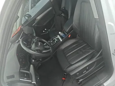 Audi Q5L 2020, 102500 км, за 129300 CNY - фото 15