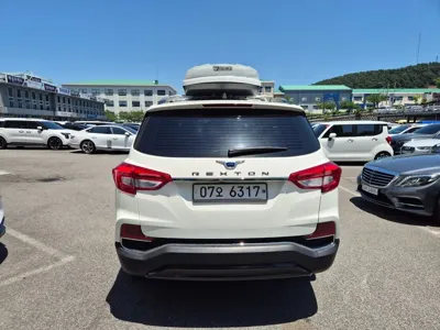 KG_Mobility_Ssangyong Rexton 2018, 111742 км, за 14500000 KRW