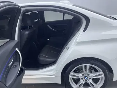 BMW 3 Series 2019, 101000 км, за 82899 CNY - фото 9