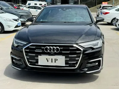 Audi A6L 2022, 70000 км, за 239800 CNY - фото 2