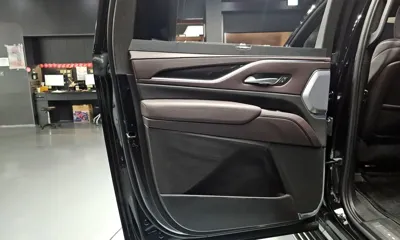 Cadillac Escalade 2023, 38323 км, за 114550000 KRW - фото 25