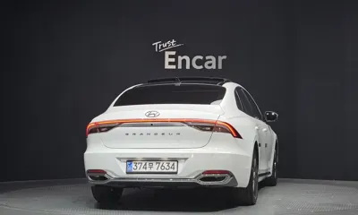Hyundai Grandeur 2023, 101023 км, за 21500000 KRW