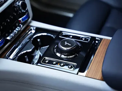 Rolls-Royce Ghost 2021, 35000 км, за 3480000 CNY - фото 8