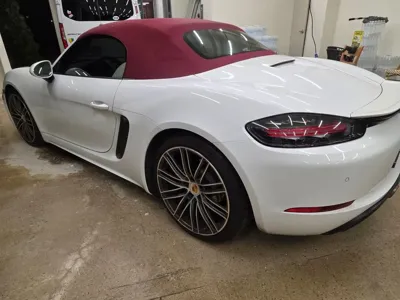 Porsche 718 2017, 98000 км, за 43700000 KRW