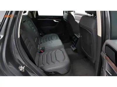 Volkswagen Touareg 2021, 71000 км, за 243000 CNY - фото 8