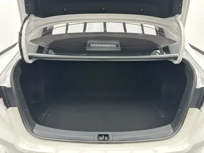 Toyota Corolla 2022, 3000 км, за 109800 CNY - фото 16