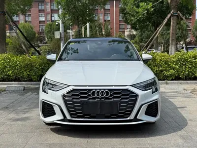Audi A3 2022, 56000 км, за 125800 CNY