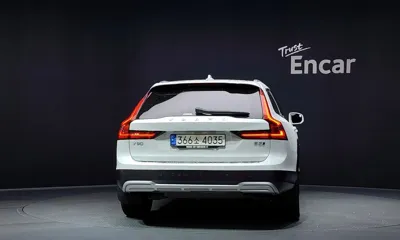 Volvo V90 2021, 121944 км, за 29990000 KRW