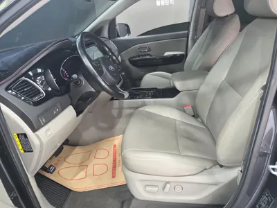 Kia Canival 2016, 127253 км, за 9700000 KRW - фото 9
