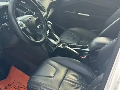 Ford Kuga 2014, 170000 км, за 23800 CNY