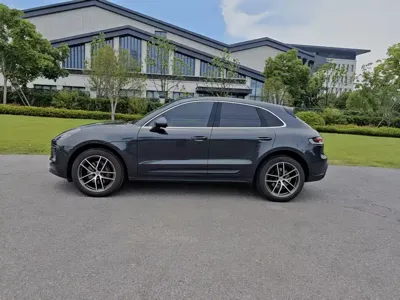 Porsche Macan 2023, 42000 км, за 298000 CNY