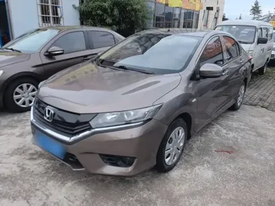 Honda Greiz 2016, 80900 км, за 27599 CNY