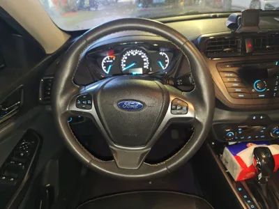 Ford Escort 2015, 88200 км, за 25627.64 CNY - фото 11