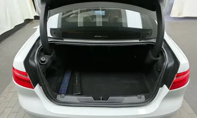 Jaguar XE 2017, 54739 км, за 9000000 KRW - фото 20
