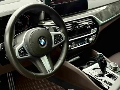 BMW 6 Series GT 2023, 46400 км, за 289800 CNY - фото 11