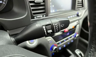 Hyundai Avante 2017, 113747 км, за 8200000 KRW - фото 17